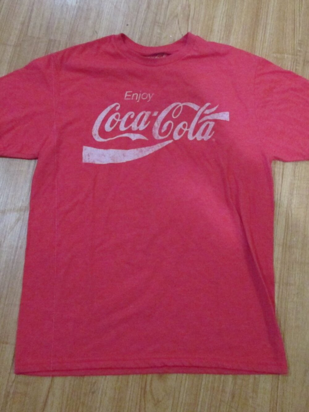 Coco Cola Size Large logo Red/White Unisex T-Shirt cute!